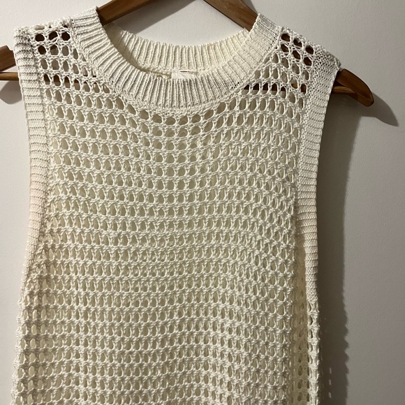 Knit beach cover up - Picture 5 of 11